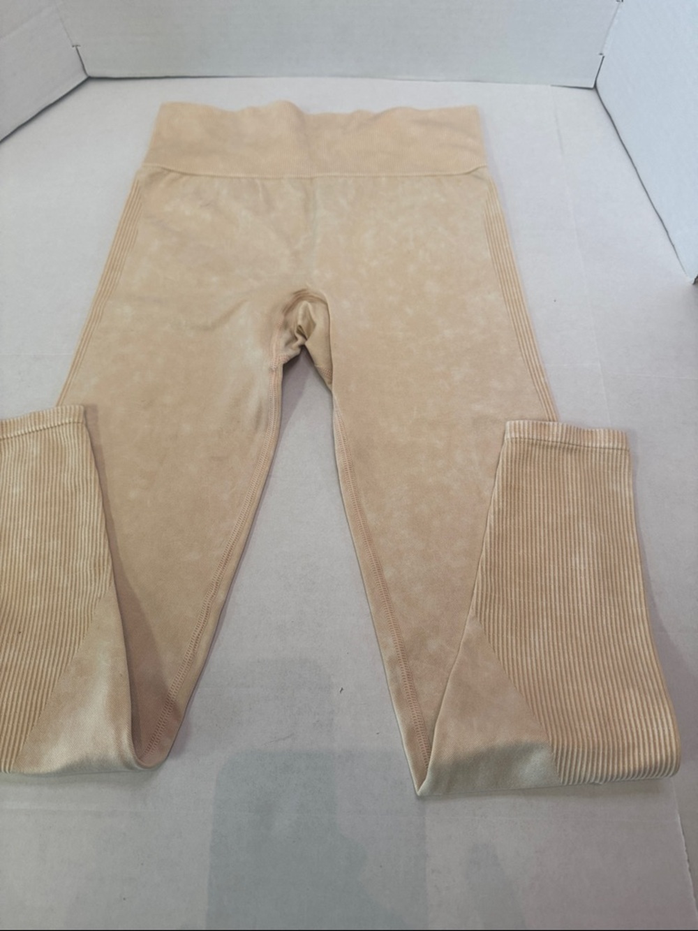 VS Pink Beige Ribbed Waistband Leggings